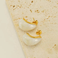 Golden Wave Pearl Studs