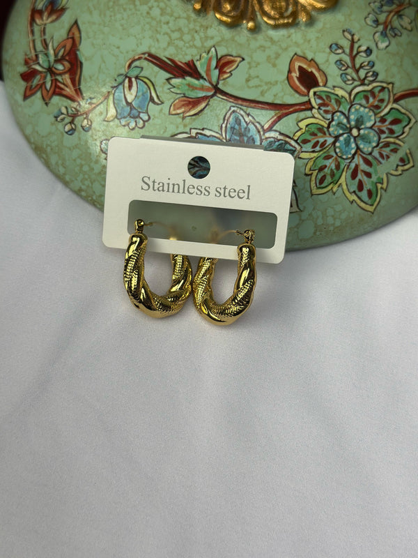 pair of golden hoop earring