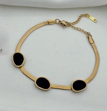 Emerald Snake Chain Bracelet