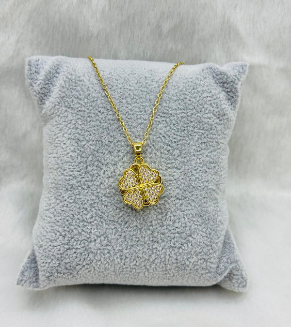 Stainless steel spin necklace