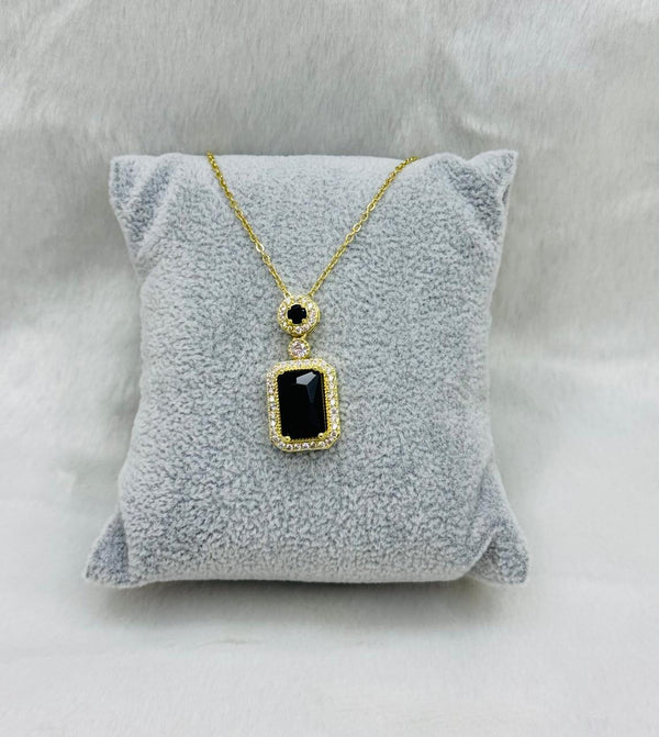 Stainless steel spin necklace