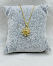 Stainless steel spin necklace
